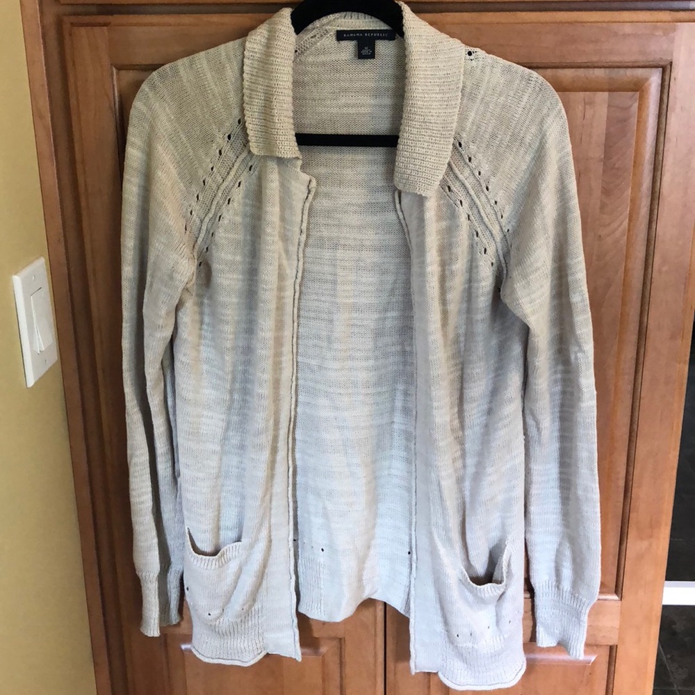 Banana republic cardigan MAKE ME AN OFFER